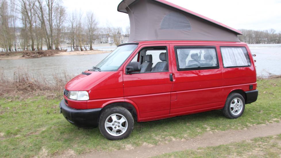 Volkswagen T4 CALIFORNIA  * 2.5L TDI * 102 CV DIN * 228.000 Km d’origine * 4 places carte grise * Fourgon aménagé d’origine par Westfalia *