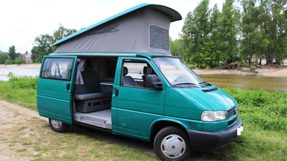 Volkswagen T4 CALIFORNIA  * 2.5L TDI * 102 CV DIN * Première main * 246.000 Km d’origine * 4 places carte grise * Fourgon aménagé d’origine par Westfalia *