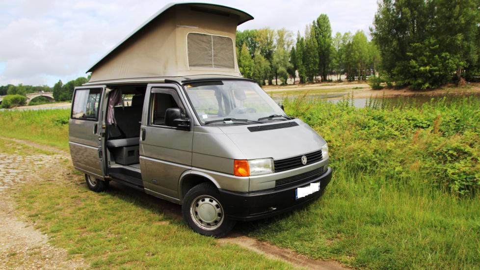 Volkswagen T4 CALIFORNIA  * 2.4L D – 77 CV DIN * 05/95 * Moteur 115.000 km d’origine * Airbags * Fourgon aménagé d’origine par Westfalia * 