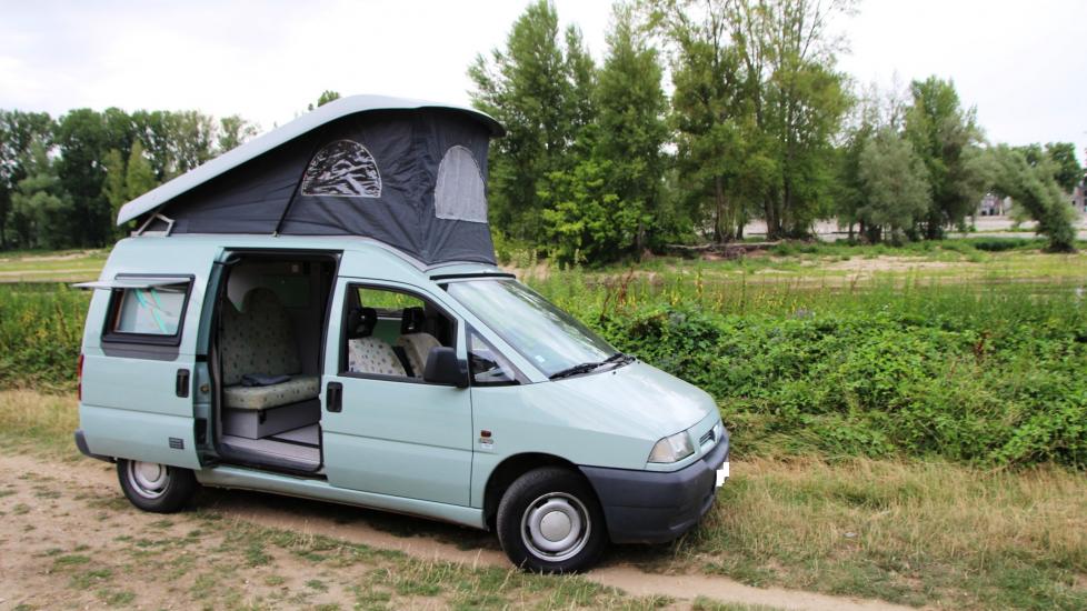 Camping Car Knaus * Van sur base FIAT SCUDO 1.9L TD * Première main * 4 couchages * 09/97 * 141.000 km  d’origine * Aménagé d’origine *