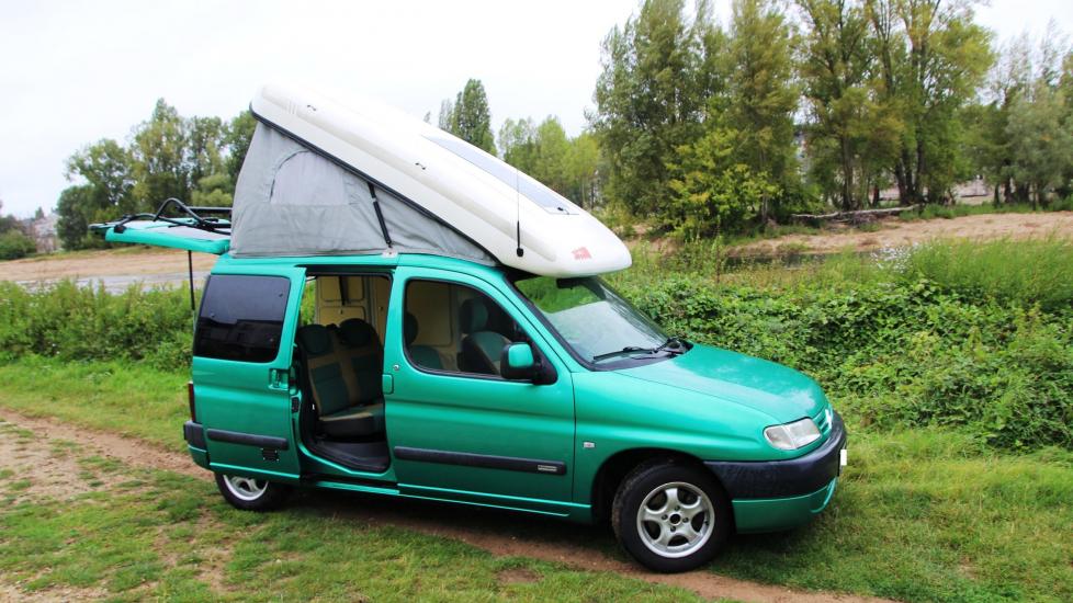 Citroën Berlingo 2.0 HDI ZOOOM * 11/2000* Climatisation * 2/3 couchages * 4 places carte grise Fourgon aménagé d’origine par professionnel * 