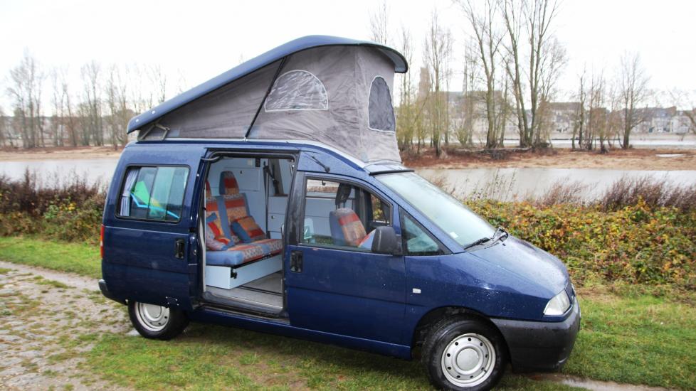 Camping Car Knaus Sporty Van sur base Peugeot Expert 2.0 HDI * Première main * 4 couchages * 11/2003 * 162.500 km  d’origine *