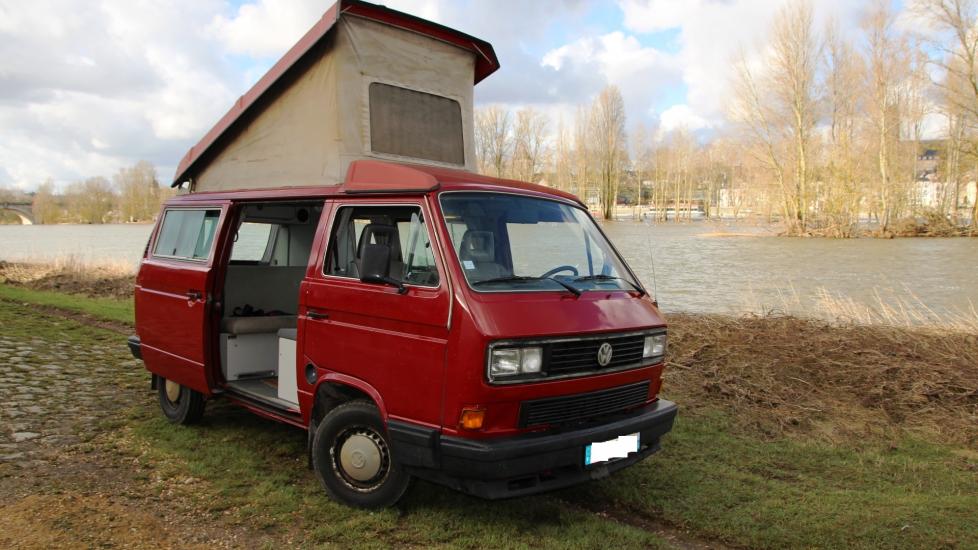 Volkswagen T3 California * 1.6 TD – 69 CV DIN * 02/1990 * Moteur + Turbo 30.000 km * Fourgon aménagé d’origine par Westfalia *