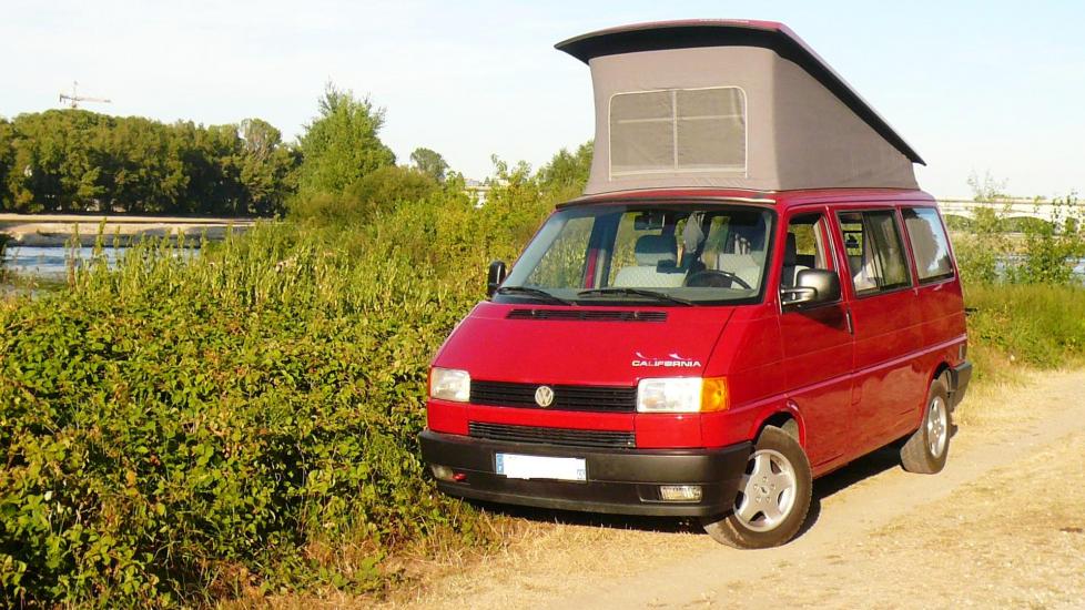 Volkswagen T4 CALIFORNIA *
Fourgon aménagé par Westfalia *
2.4L D – 77 CV * Première main * 4 couchages * 
