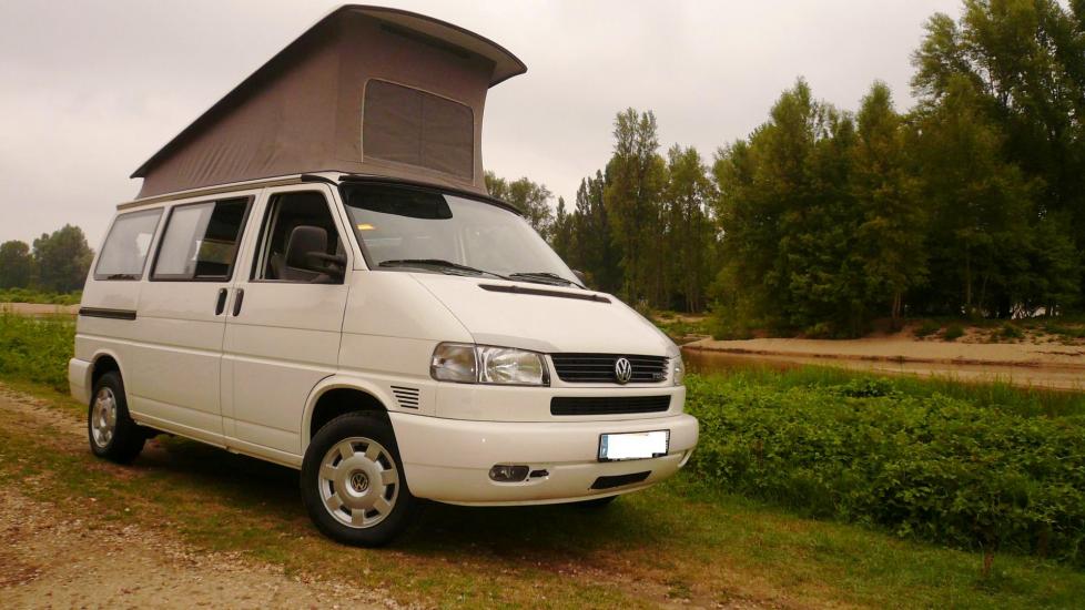 Volkswagen T4 CALIFORNIA  * 2.5L TDI – 102 CV DIN * 114.000 Km d’origine * 1ere main * 5 Places Carte Grise * Fourgon aménagé d’origine par Westfalia *