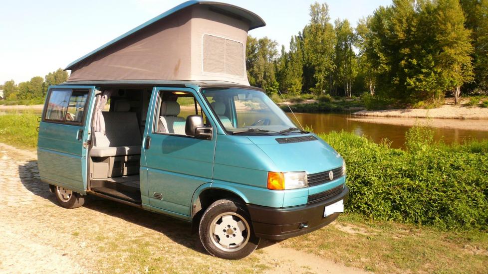 Volkswagen T4 CALIFORNIA  * 2.4L D – 77 CV DIN * Moteur 130.000 Km *Deuxième main * Fourgon aménagé d’origine par Westfalia *