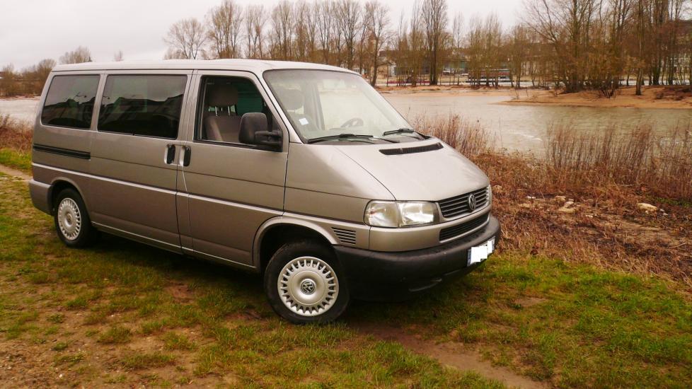 T4 Multivan II 2.5 TDI 102 CH * 01/2000 * Régulateur de vitesse * Climatisation * Rideaux de nuit * 318.000 Km *