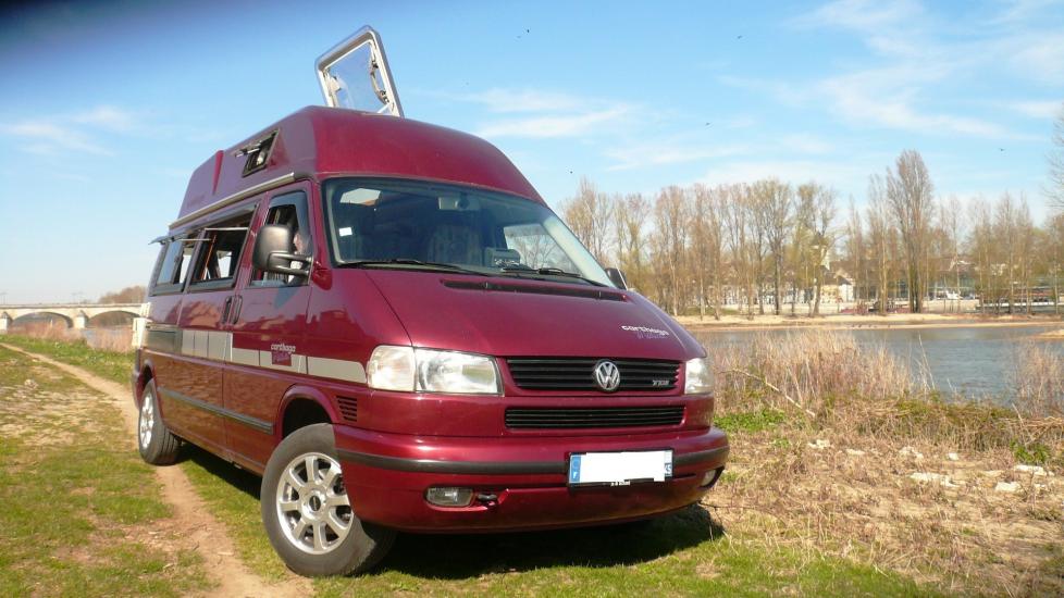 Volkswagen T4 2.5 TDI 102 Carthago Malibu 32 Rallongé Rehaussé * Première main * 6 places carte grise * 150.000 Km d’origine * Douche chauffe eau WC * Fourgon aménagé par Professionnel * 